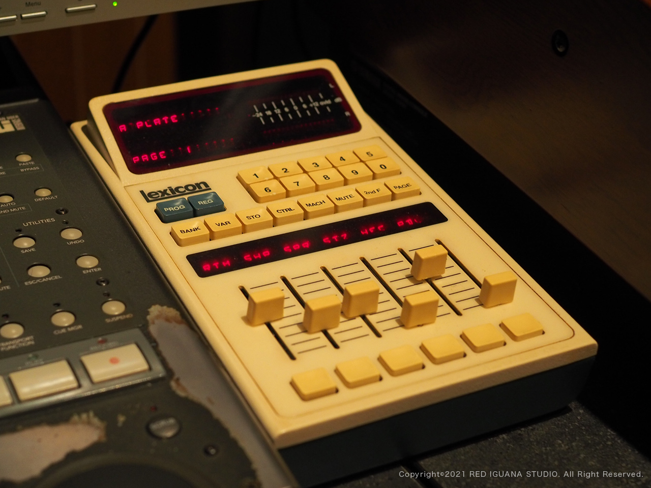 480L LEXICON RED IGUANA STUDIO